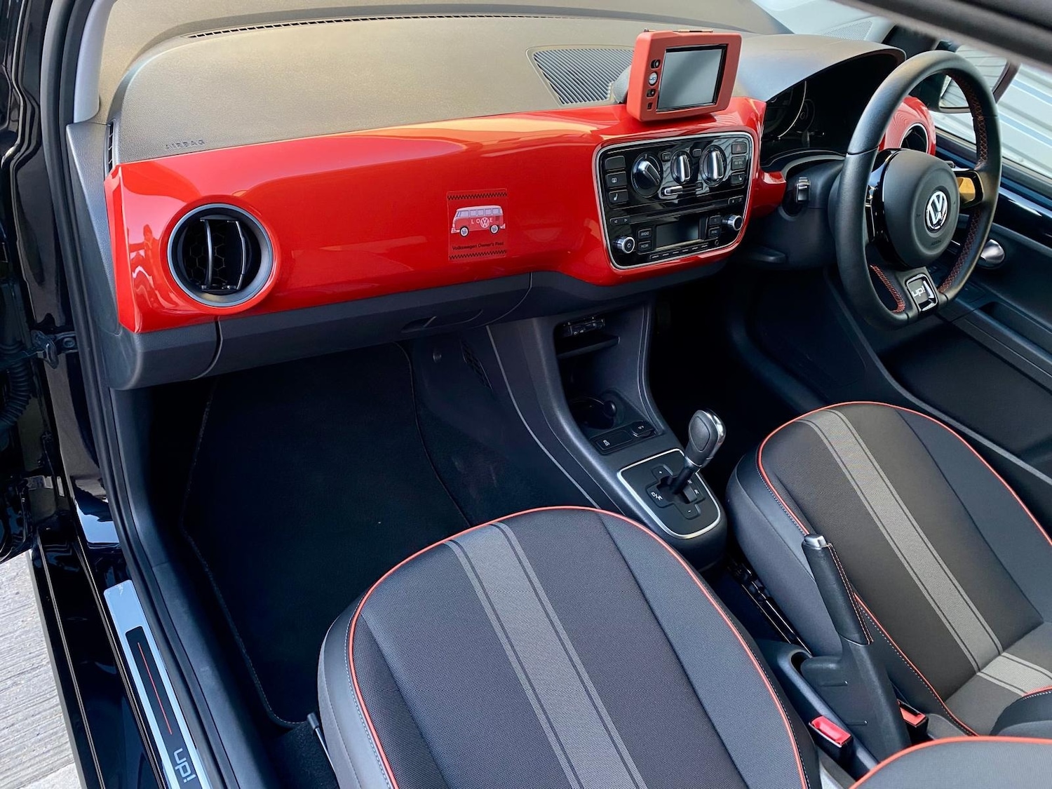 Used Volkswagen up! 2014 for sale - 76770298: Photo 69