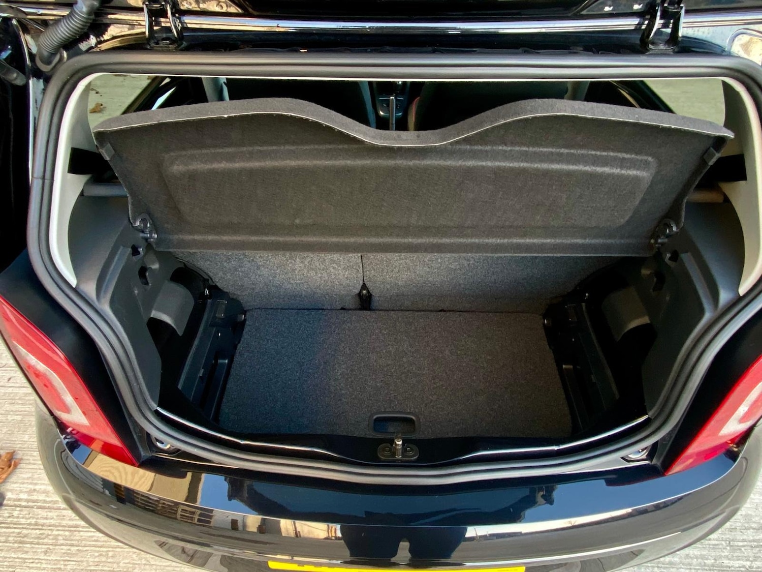 Used Volkswagen up! 2014 for sale - 76770298: Photo 83