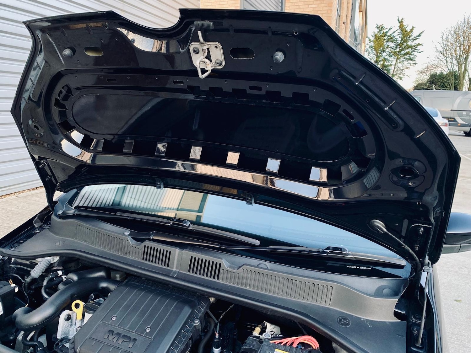 Used Volkswagen up! 2014 for sale - 76770298: Photo 88