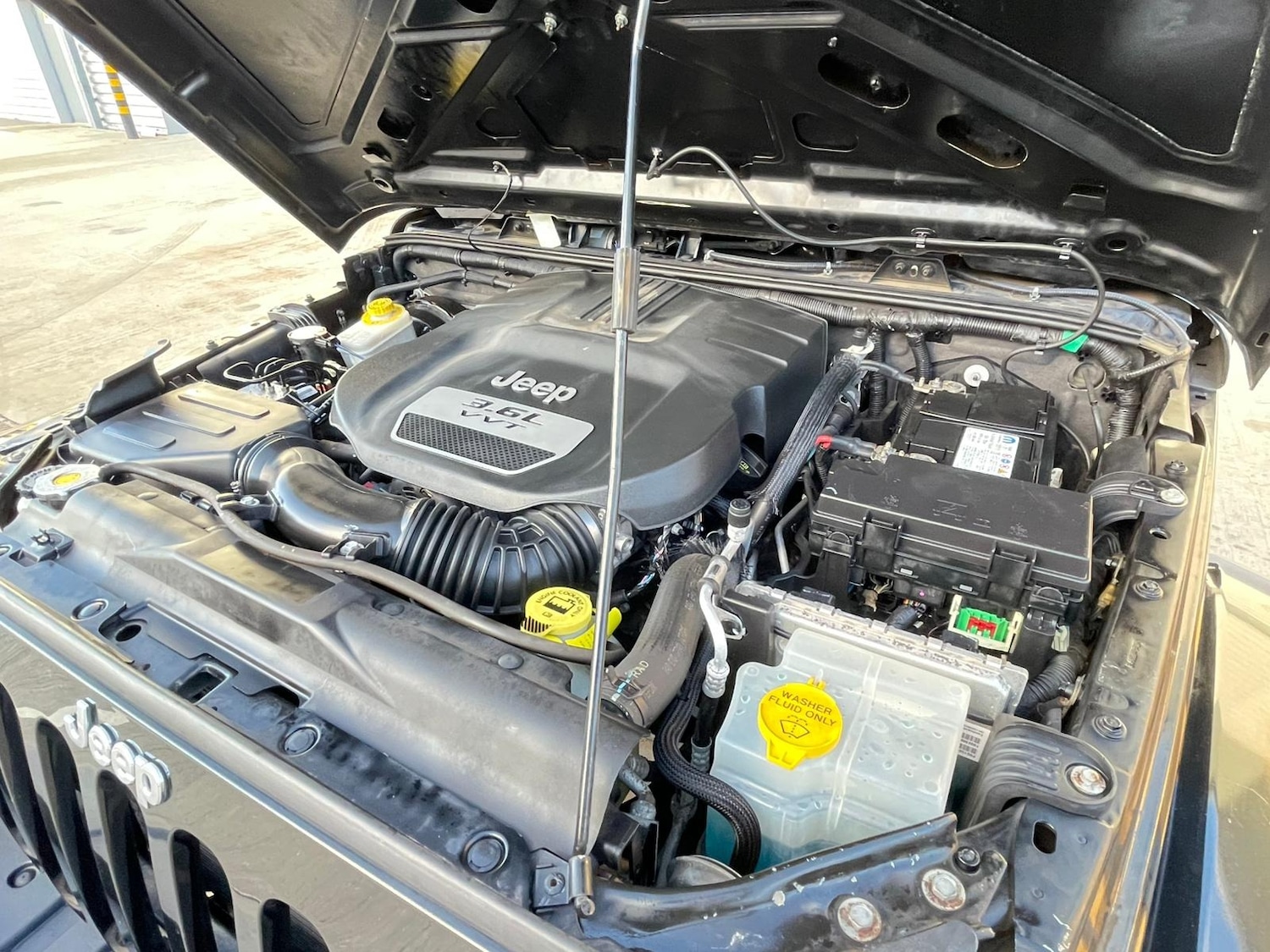 Used Jeep Wrangler 2012 for sale - 77258080: Photo 14