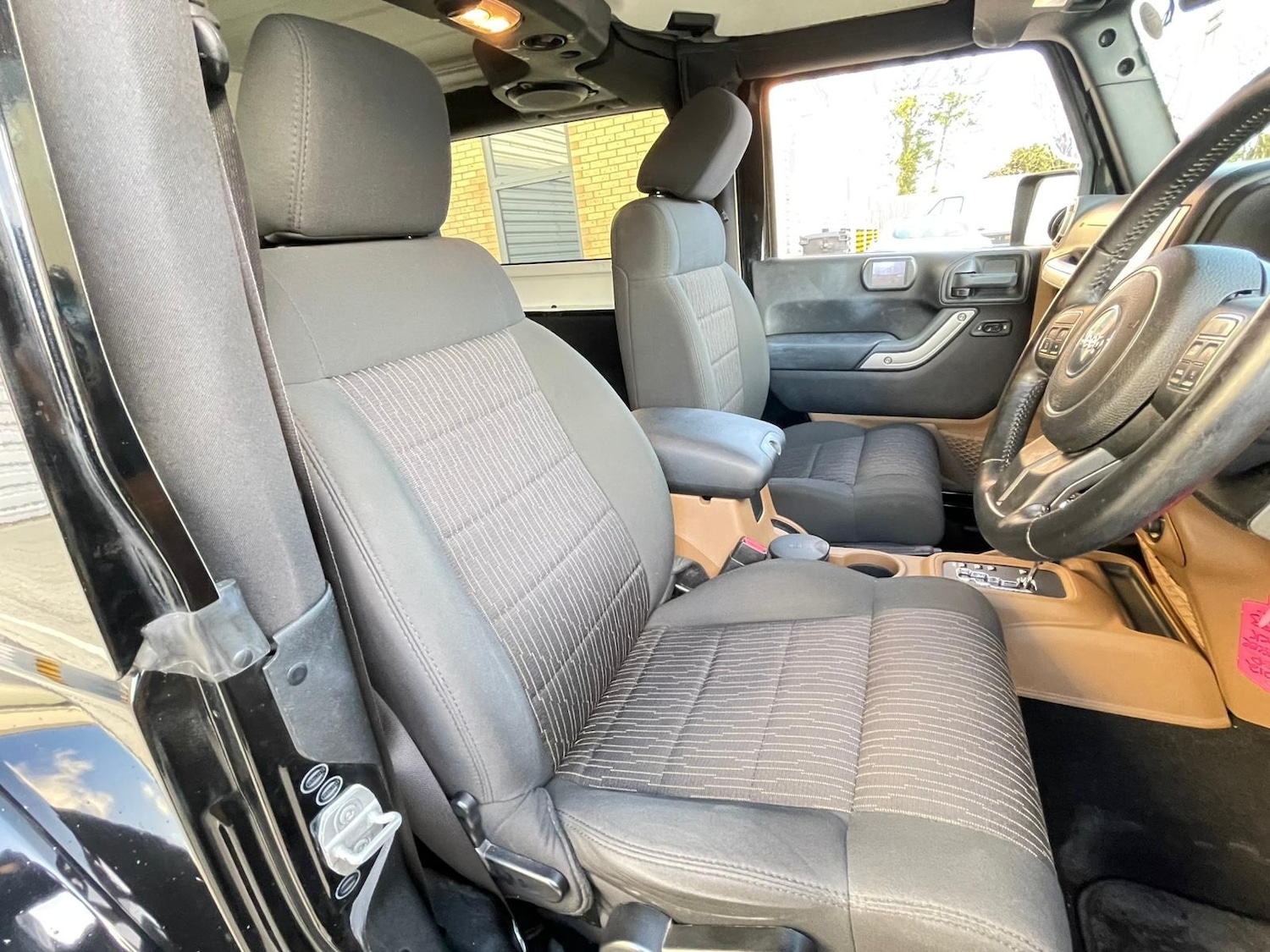 Used Jeep Wrangler 2012 for sale - 77258080: Photo 17