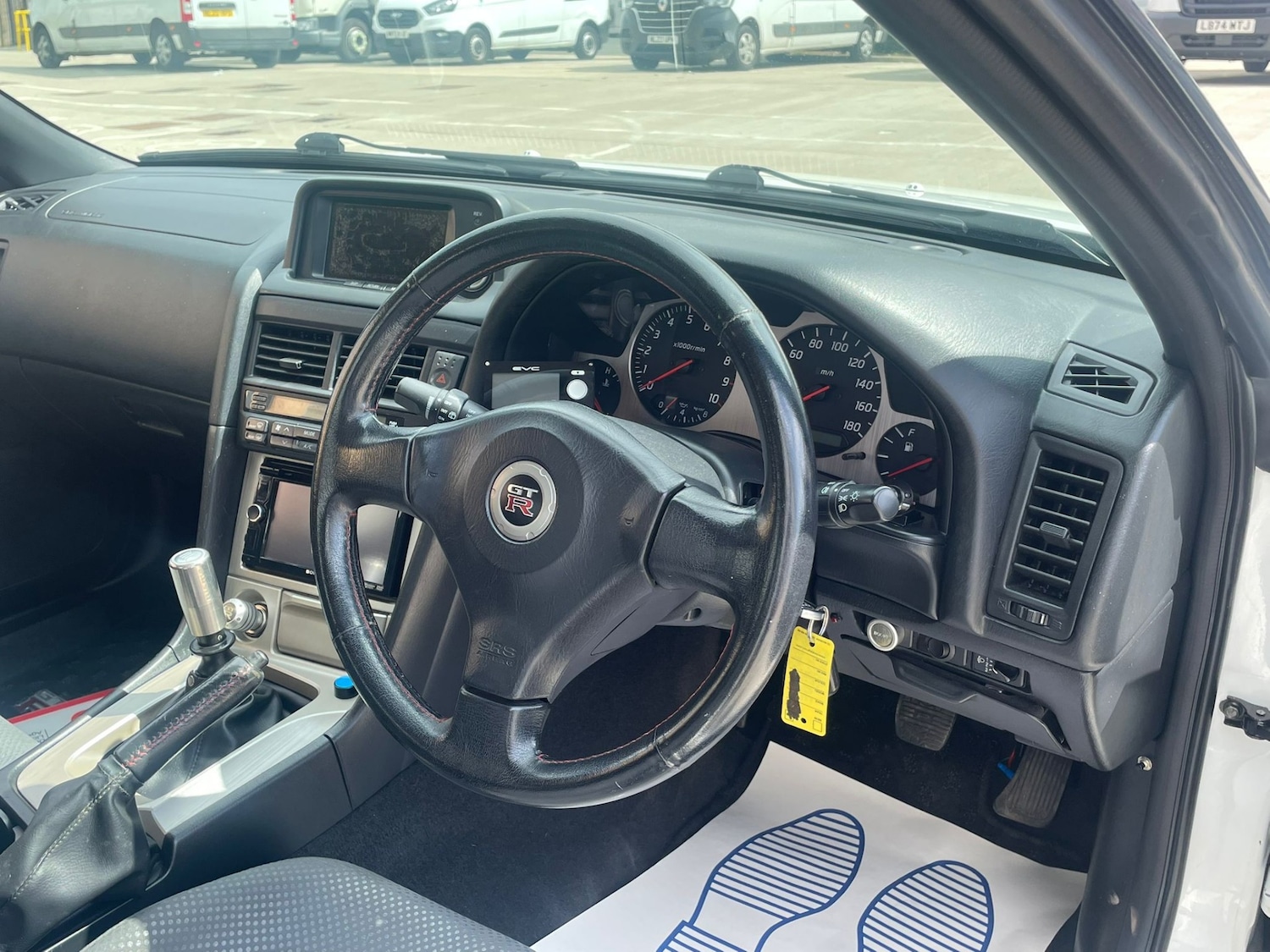 Used Nissan Skyline 1999 for sale - 77234671: Photo 9