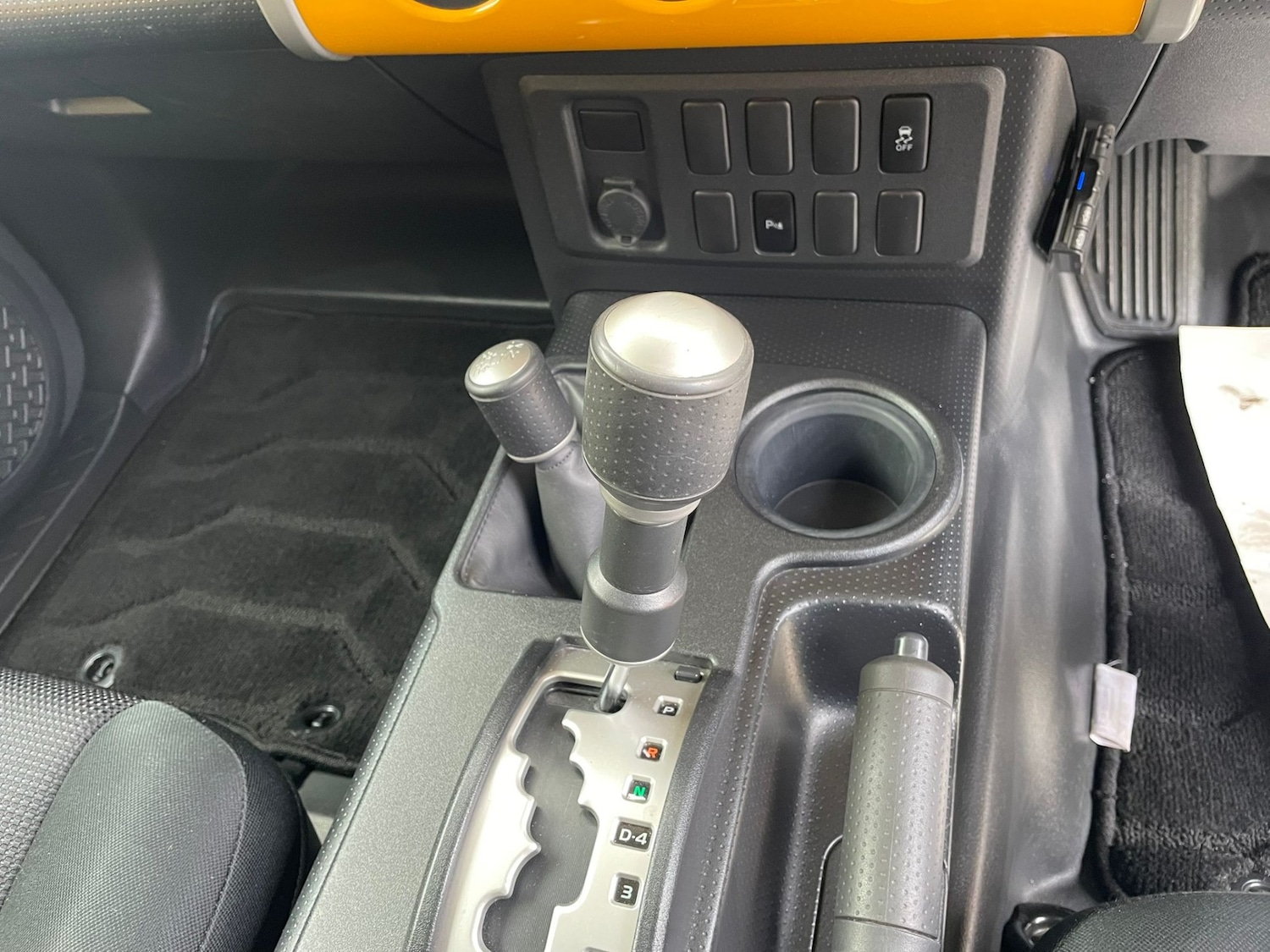 Used Toyota FJ Cruiser 2011 for sale - 76273077: Photo 17