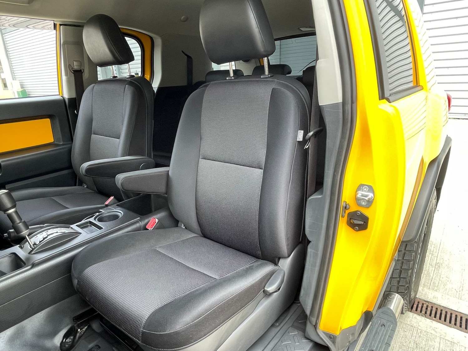 Used Toyota FJ Cruiser 2011 for sale - 76273077: Photo 22