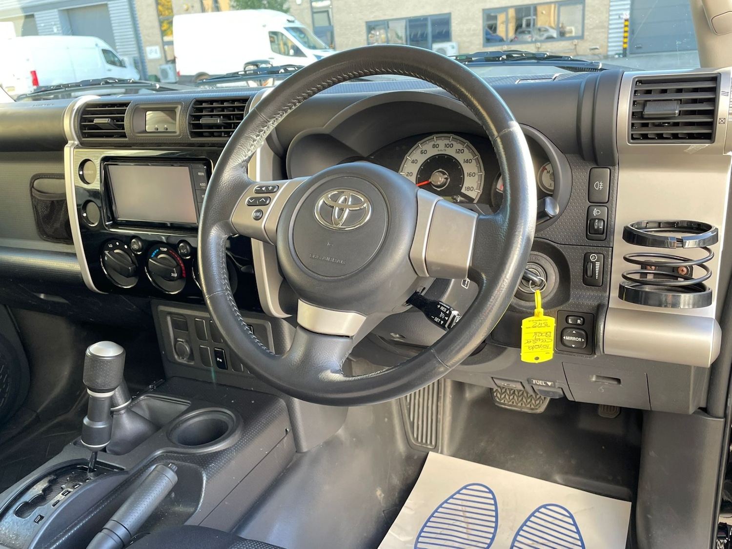 Used Toyota FJ Cruiser 2014 for sale - 76196429: Photo 10