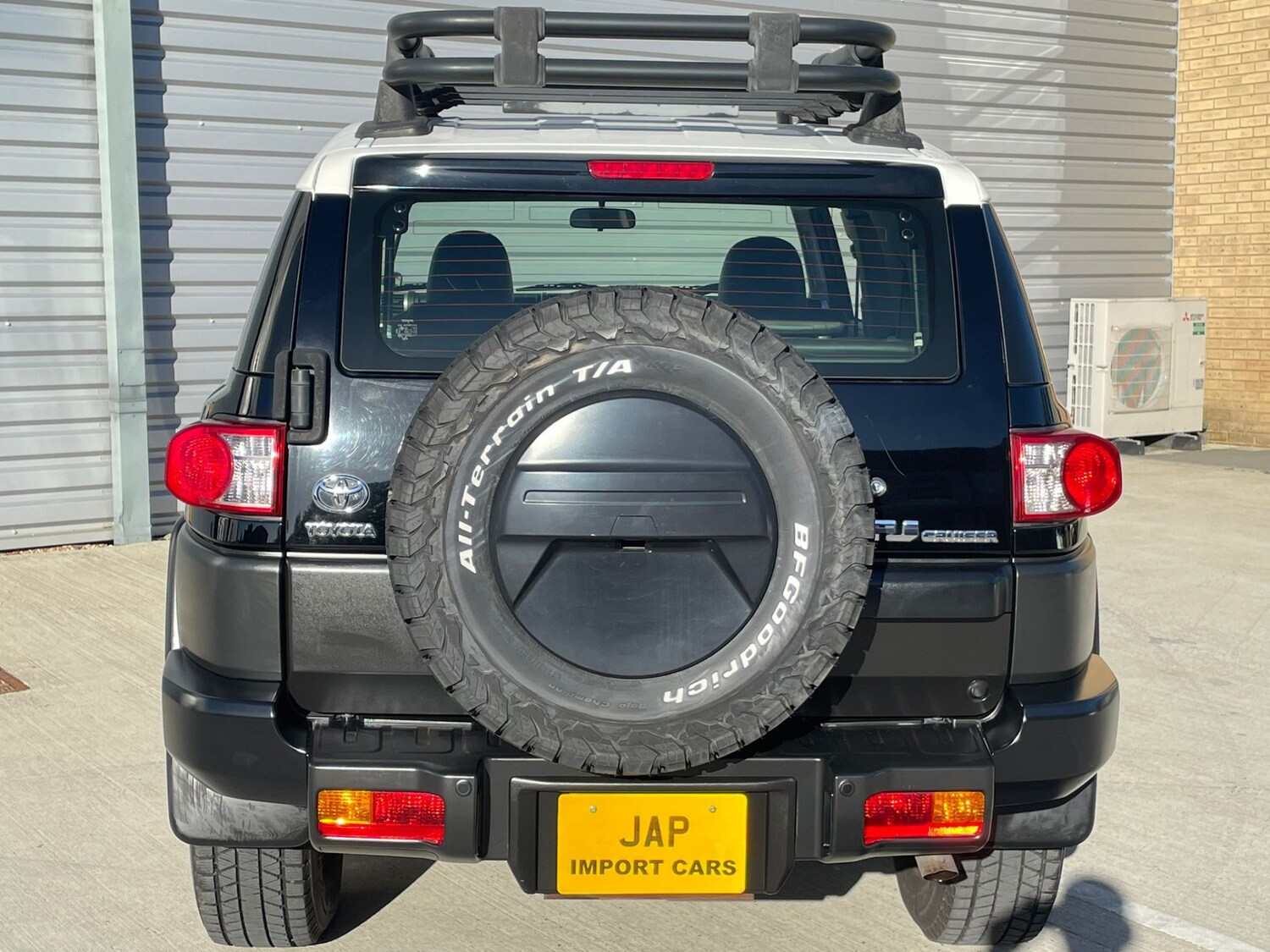 Used Toyota FJ Cruiser 2014 for sale - 76196429: Photo 4
