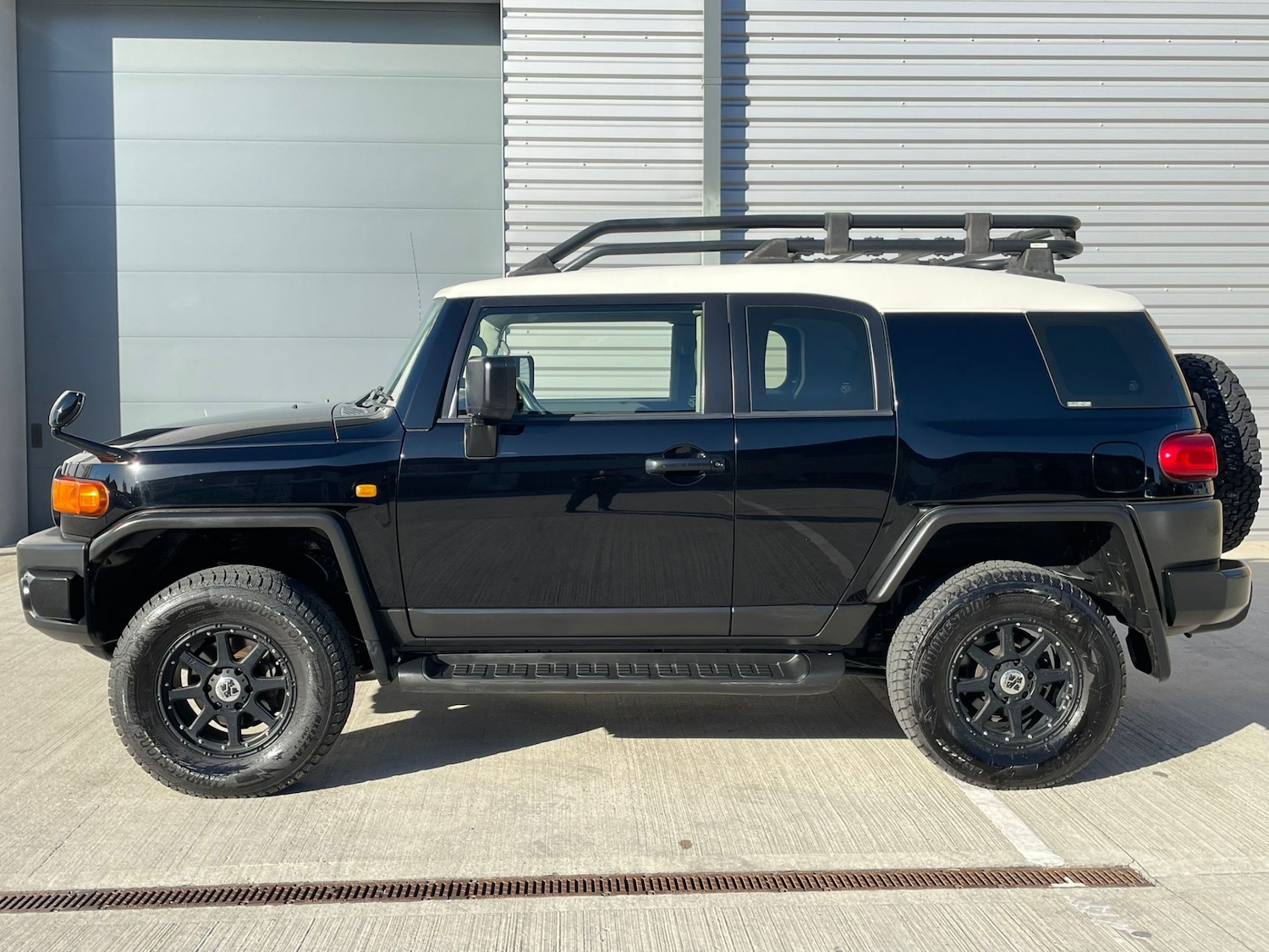 Used Toyota FJ Cruiser 2014 for sale - 76196429: Photo 6