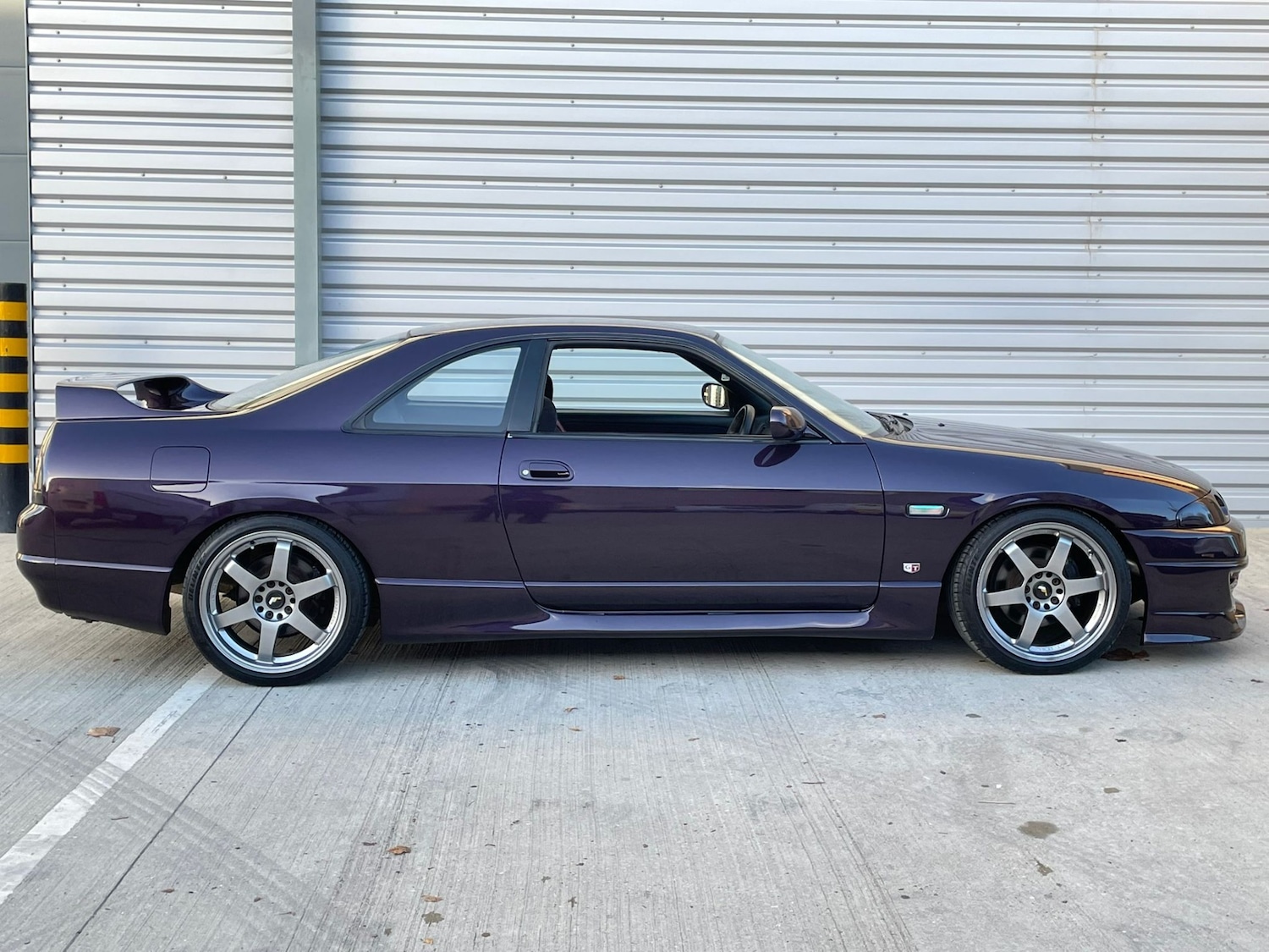 Used Nissan Skyline 1995 for sale - 76626800: Photo 4