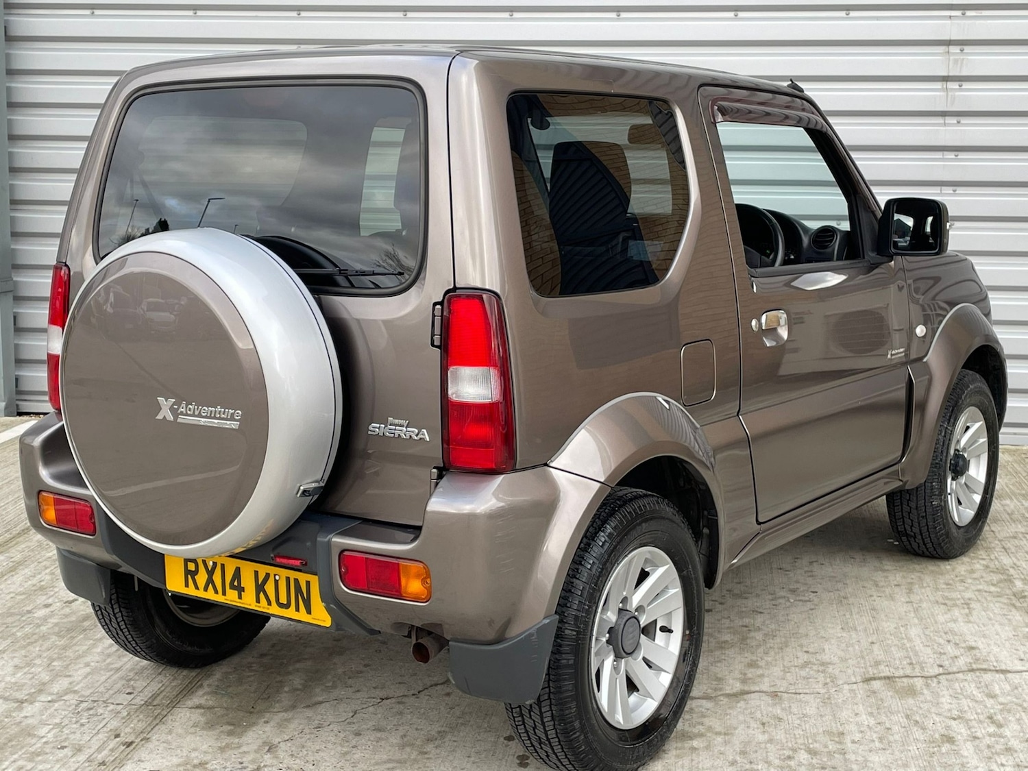 Used Suzuki Jimny 2014 for sale - 77326522: Photo 5