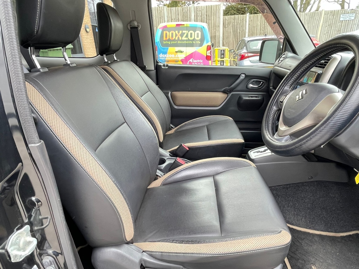 Used Suzuki Jimny 2015 for sale - 77984964: Photo 10