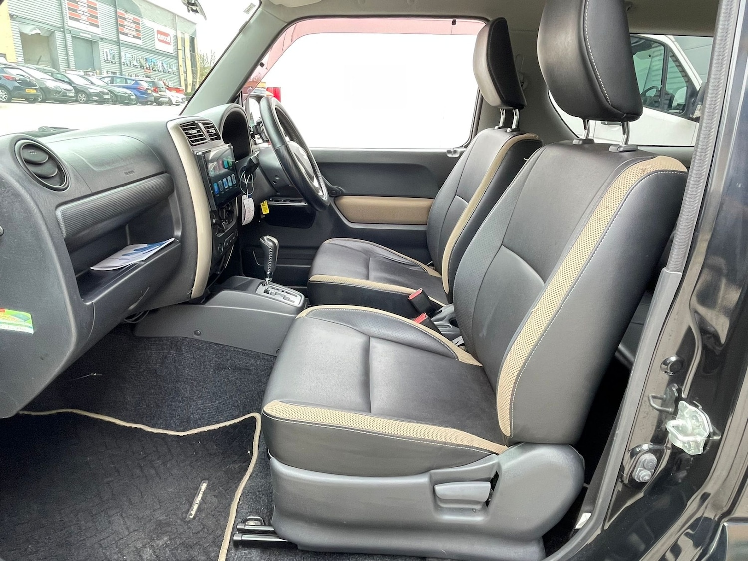 Used Suzuki Jimny 2015 for sale - 77984964: Photo 14