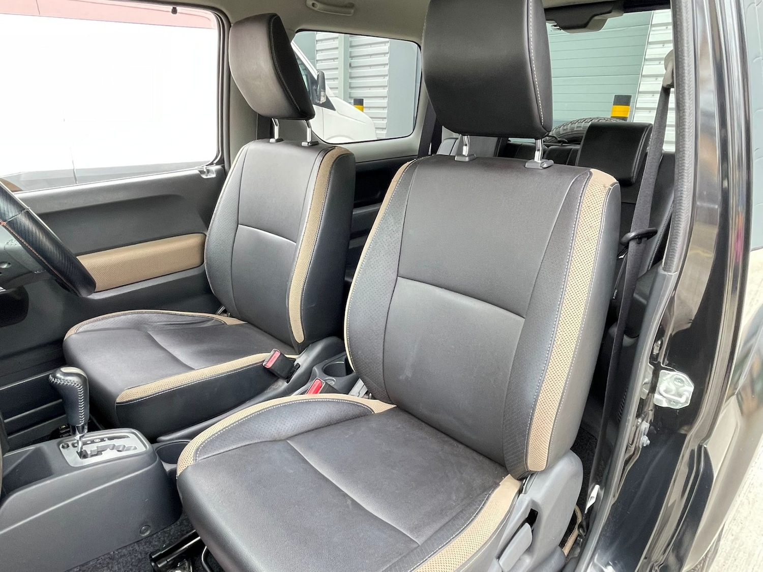 Used Suzuki Jimny 2015 for sale - 77984964: Photo 16