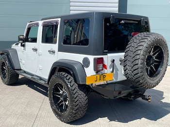 Used Jeep Wrangler 2015 for sale - 79368043: Photo