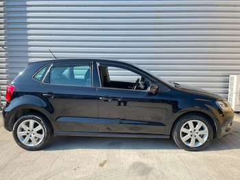Used Volkswagen Polo 2014 for sale - 79365295: Photo