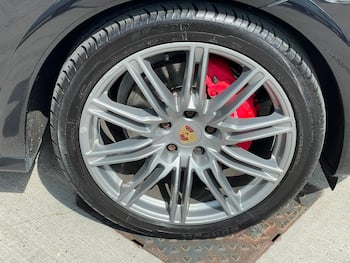 Used Porsche Cayenne 2012 for sale - 79668161: Photo