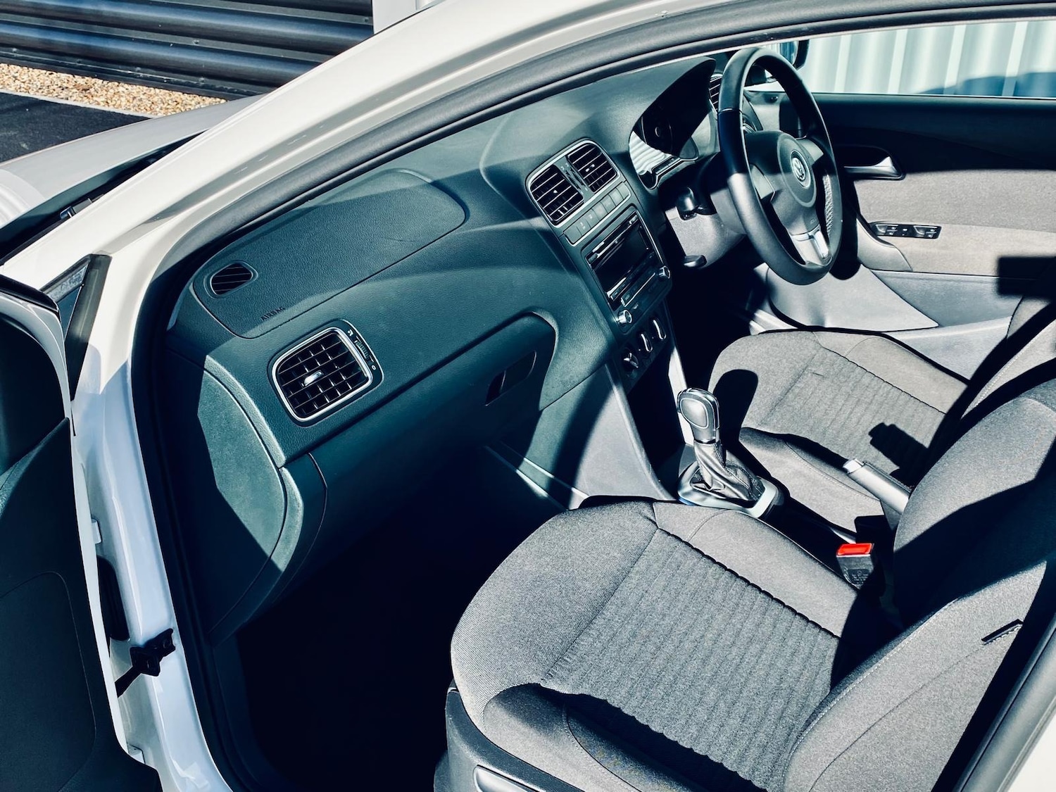 Used Volkswagen Polo for sale - 76949405: Photo 41