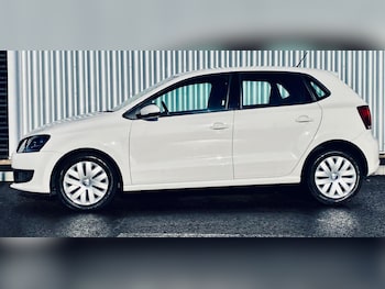 Used Volkswagen Polo 2014 for sale - 76949405: Photo