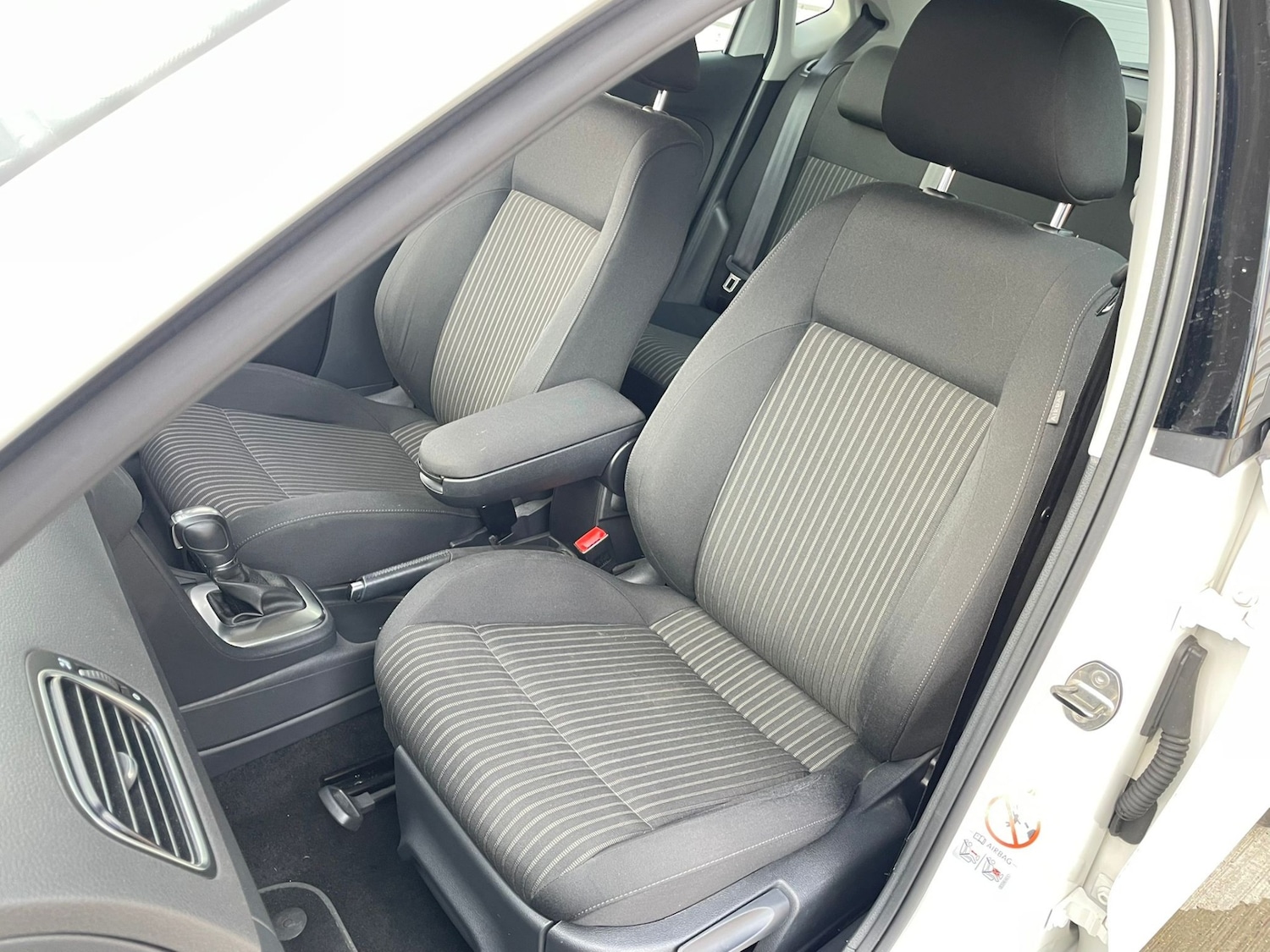 Used Volkswagen Polo 2013 for sale - 77578298: Photo 17