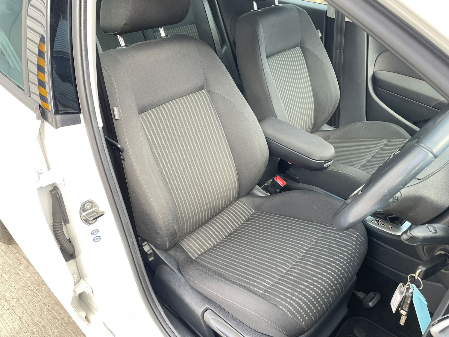 Used Volkswagen Polo 2013 for sale - 77578298: Photo 18