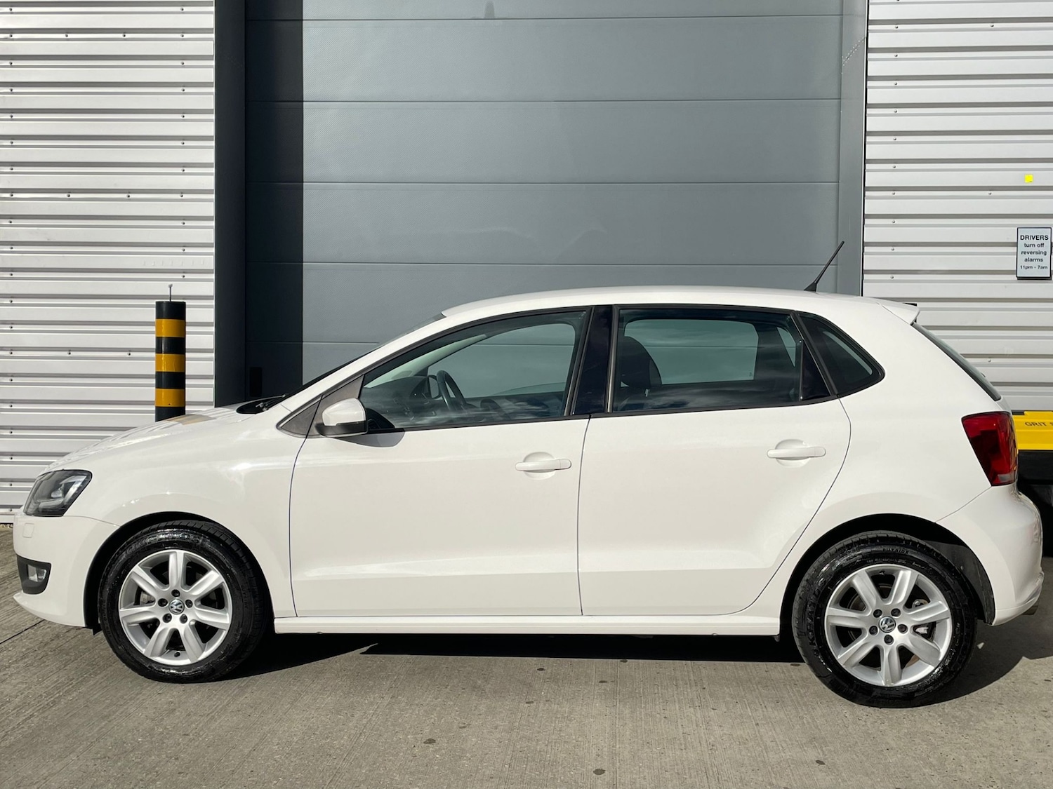 Used Volkswagen Polo 2013 for sale - 77578298: Photo 3