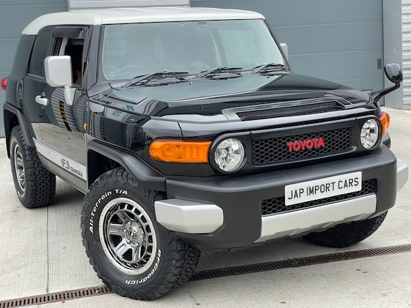 Used Toyota FJ Cruiser 2014 for sale - 76273351: Photo 1