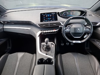 Used Peugeot 3008 2018 for sale - 79537000: Photo