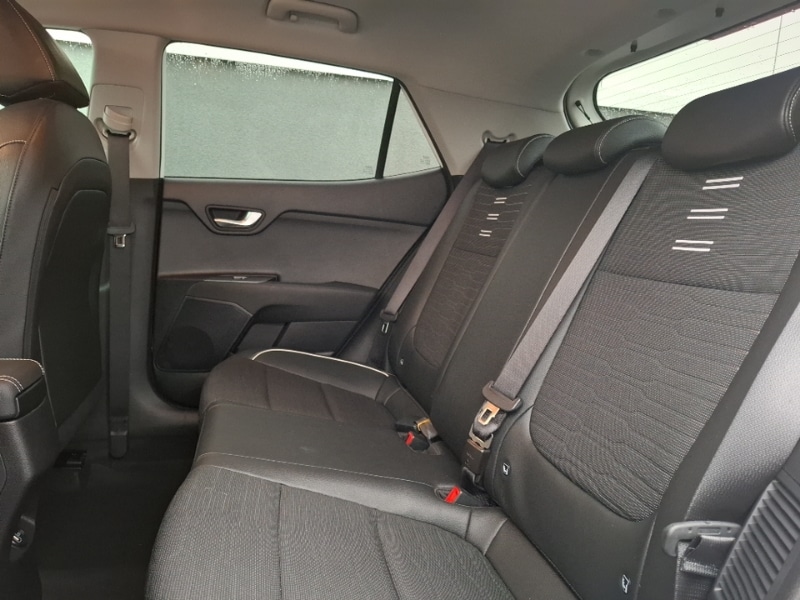 Used Kia Stonic 2023 for sale - 76864428: Photo 6