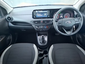 Used Hyundai i10 2022 for sale - 76983491: Photo