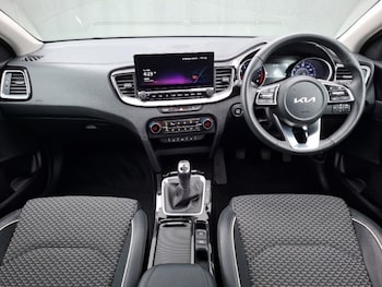 Used Kia Ceed 2025 for sale - 78945728: Photo