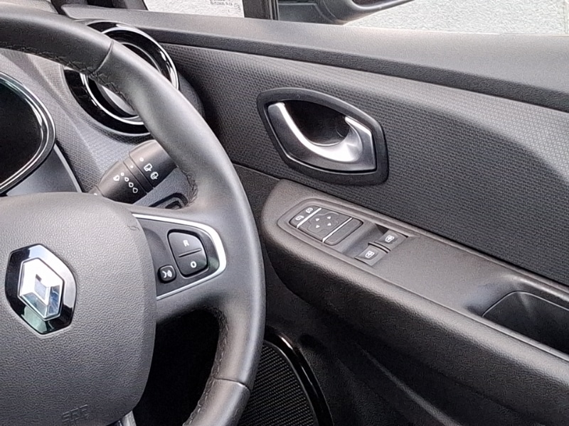 Used Renault Clio 2018 for sale - 77644823: Photo 11