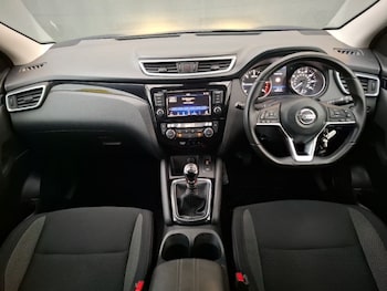 Used Nissan Qashqai 2018 for sale - 76839145: Photo