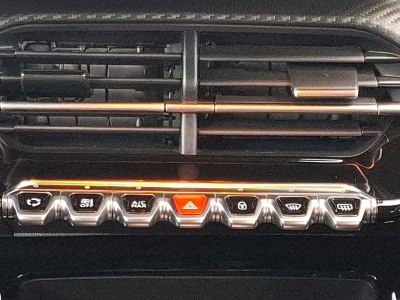 Used Peugeot 2008 2023 for sale - 77004739: Photo 11