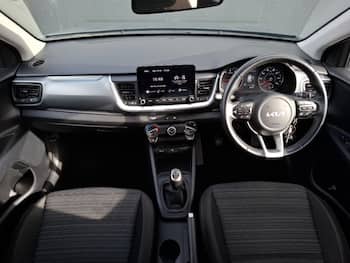 Used Kia Stonic 2023 for sale - 79723574: Photo