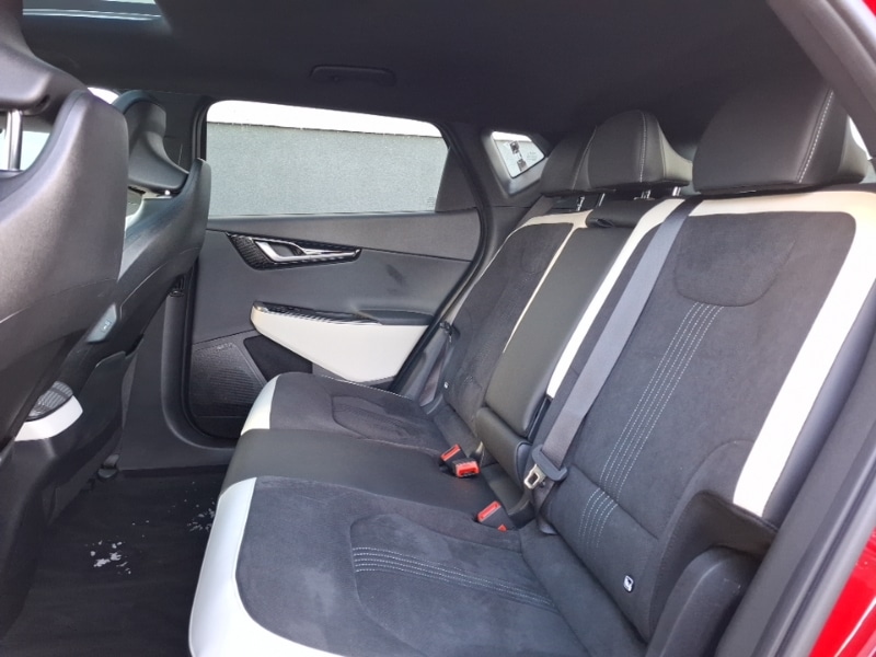 Used Kia EV6 2024 for sale - 77160235: Photo 6