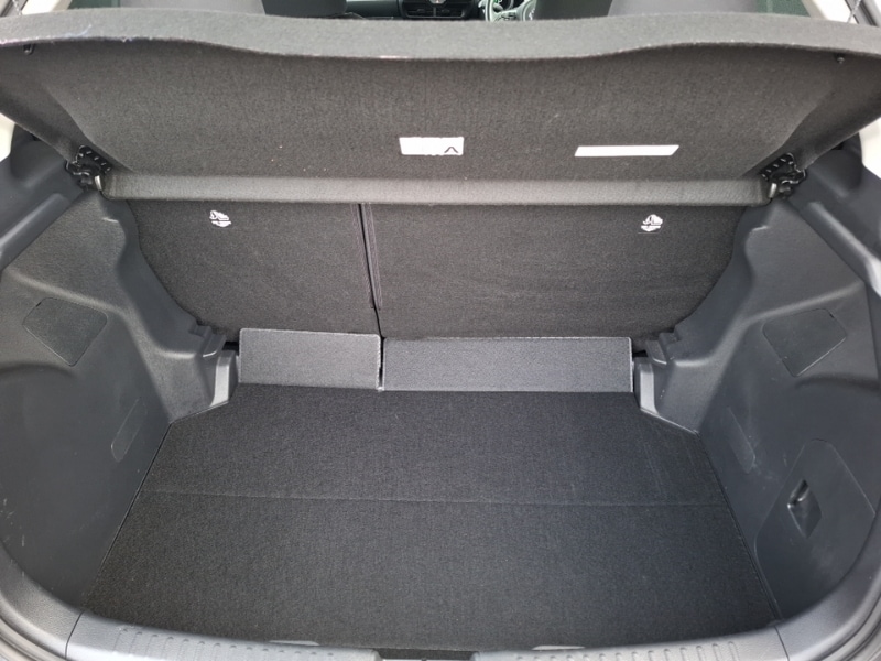 Used Toyota Yaris 2021 for sale - 76492962: Photo 8