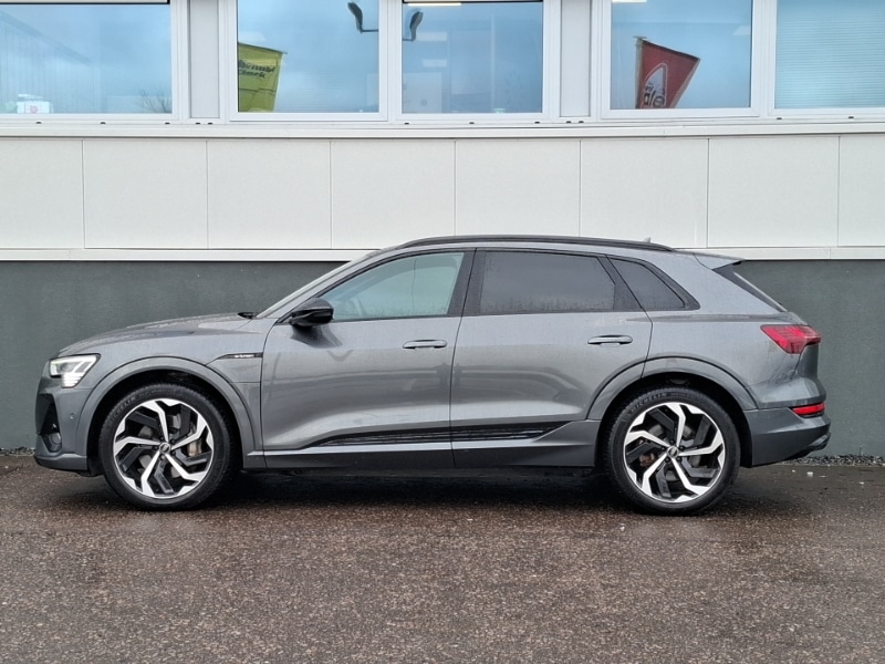 Used Audi e-tron 2022 for sale - 77398976: Photo 4