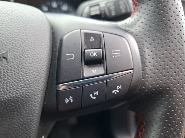 Used Ford Focus 2021 for sale - 76213086: Photo 18
