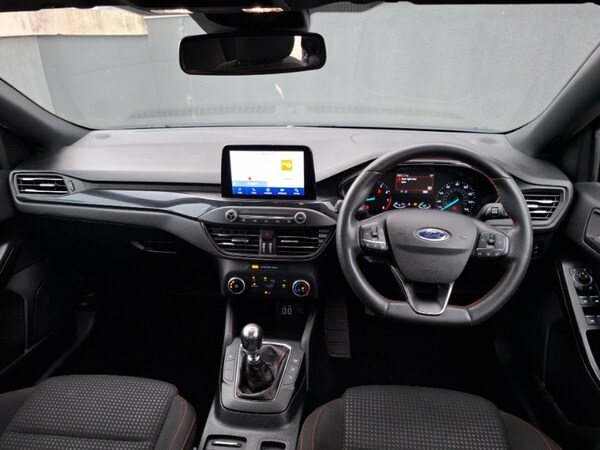 Used Ford Focus 2021 for sale - 76213086: Photo 2