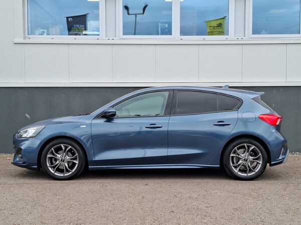 Used Ford Focus 2021 for sale - 76213086: Photo 4