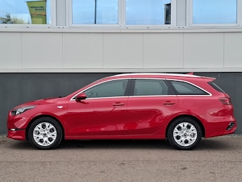 Used Kia Ceed 2025 for sale - 78945730: Photo