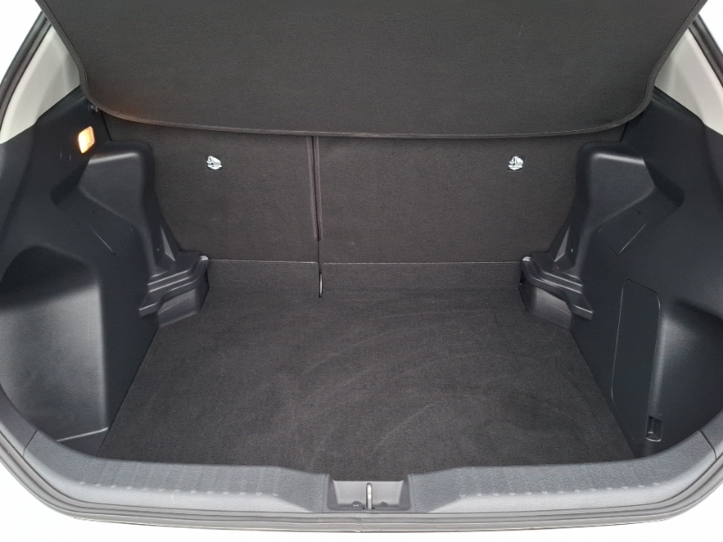 Used Toyota Yaris Cross 2022 for sale - 77371359: Photo 8