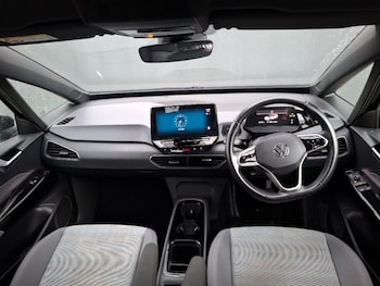 Used Volkswagen ID.3 2023 for sale - 76229973: Photo 2