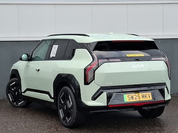 Used Kia EV3 2025 for sale - 77717010: Photo