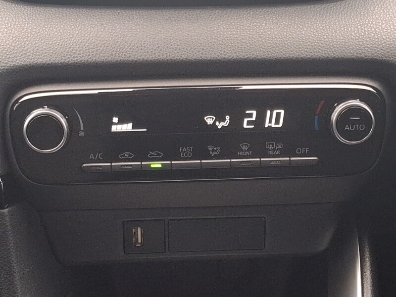 Used Toyota Yaris 2022 for sale - 77197766: Photo 14