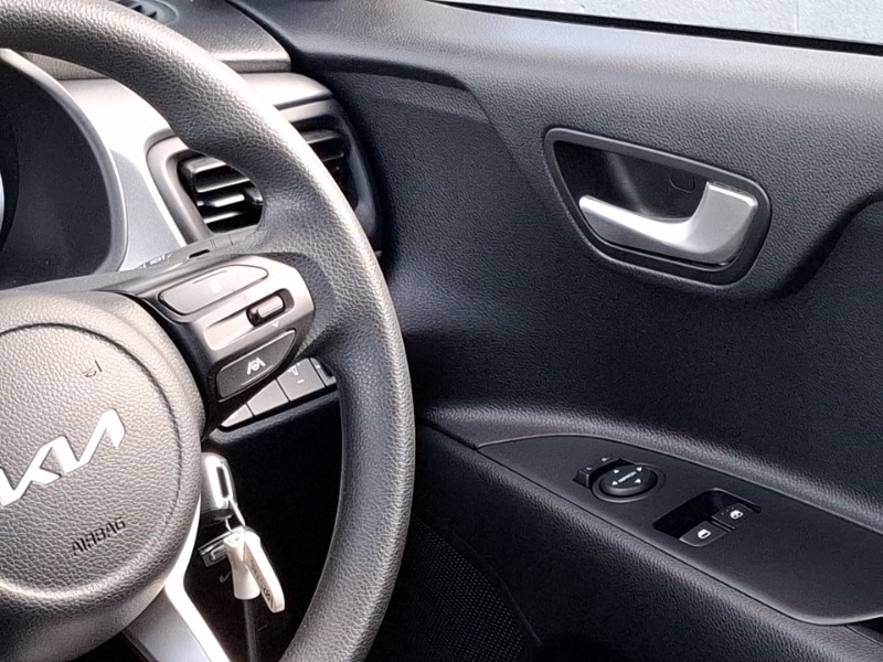 Used Kia Rio 2023 for sale - 78183774: Photo 11