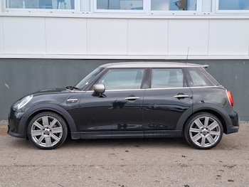 Used MINI Hatch 2023 for sale - 78560229: Photo