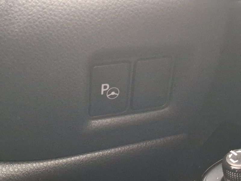 Used Toyota C-HR 2020 for sale - 76849011: Photo 17