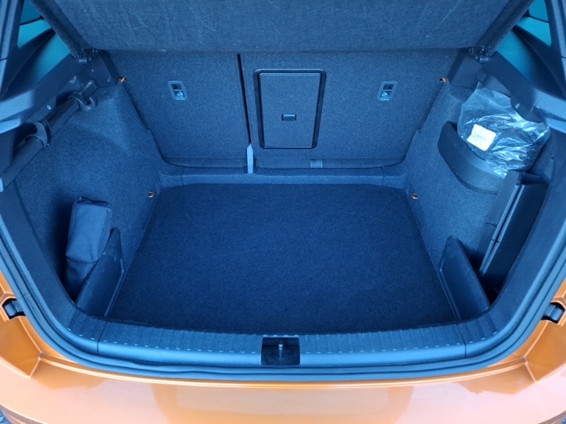 Used Skoda Karoq 2023 for sale - 77635908: Photo 8