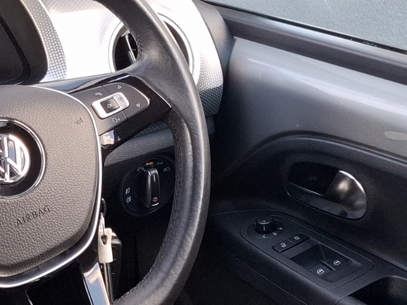 Used Volkswagen up! 2016 for sale - 78203382: Photo 11