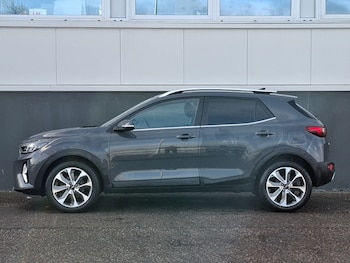 Used Kia Stonic 2023 for sale - 78283519: Photo